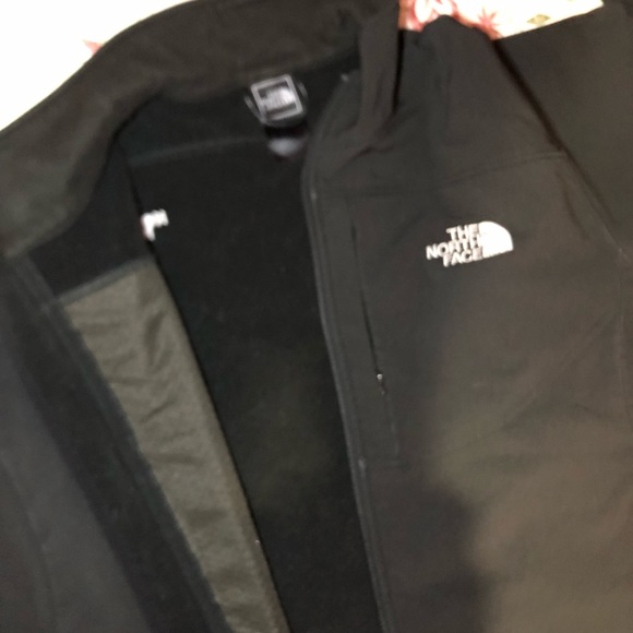 The North Face Jacket - Picture 6 of 8